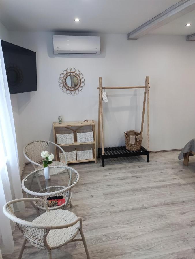 Portstreet Apartamenti 利耶帕亚 外观 照片
